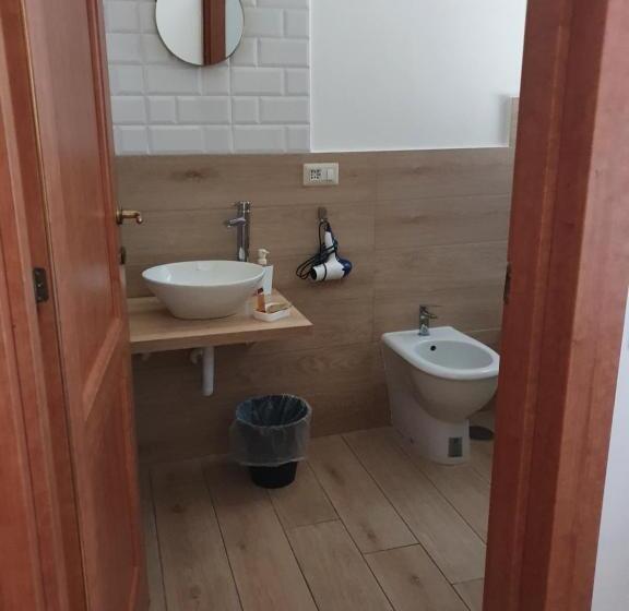 غرفة عائلية, Hercules House   Il Riposo Degli Eroi