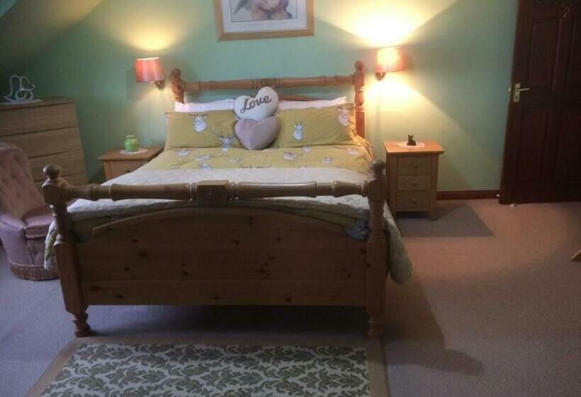 豪华房间, Woodcockfaulds House