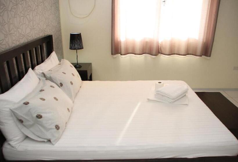 Номер Стандарт с Балконом, Victoria S Bed & Breakfast