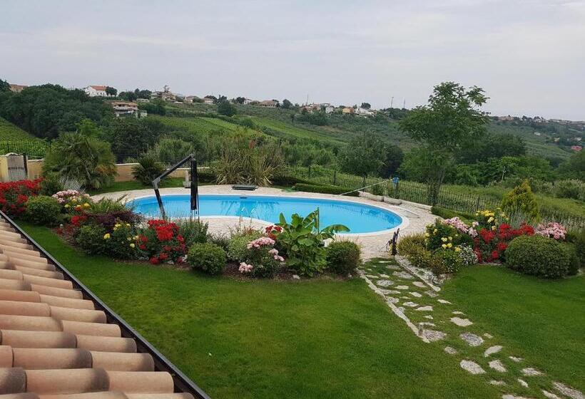 סוויטת ג'וניור נוף לגינה, B&b Villa Moen