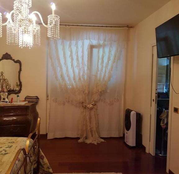 סוויטת ג'וניור נוף לגינה, B&b Villa Moen