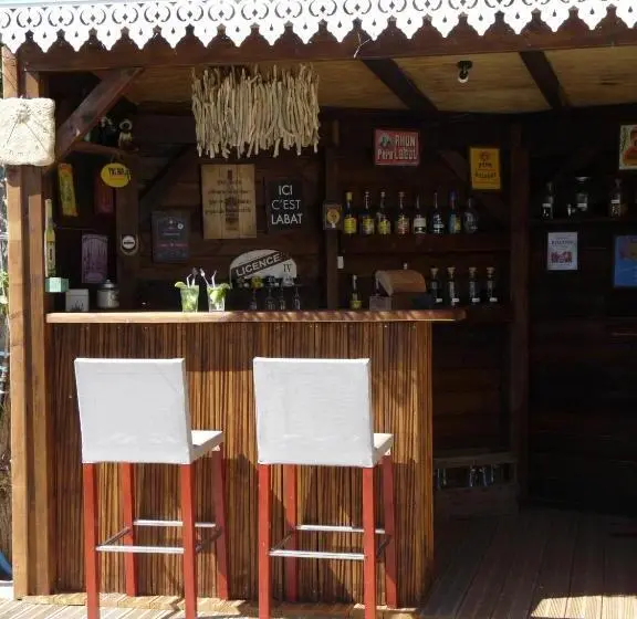 اتاق استاندارد با تخت بزرگ, Bungalow La Tortue Bleue
