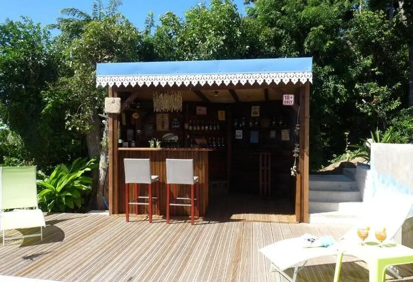 اتاق استاندارد با تخت بزرگ, Bungalow La Tortue Bleue