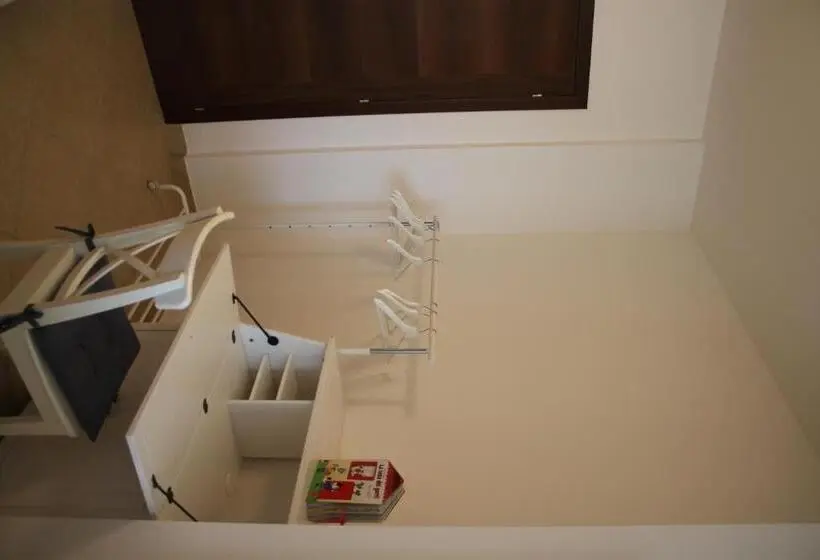 庭の見えるスタンダードトリプルルーム, La Casa Dei Gatti