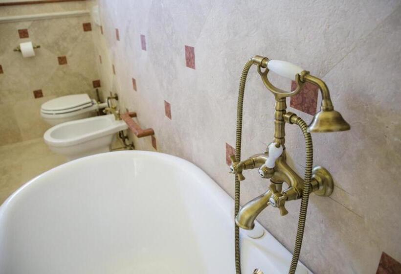 Standard room with outdoor bath, Podere San Giuseppe