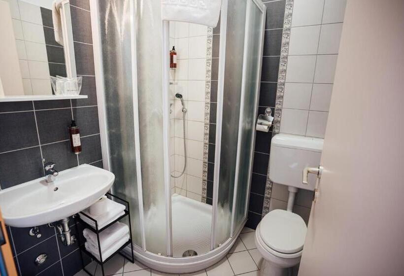 اتاق استاندارد, Sobe Rooms Nataly