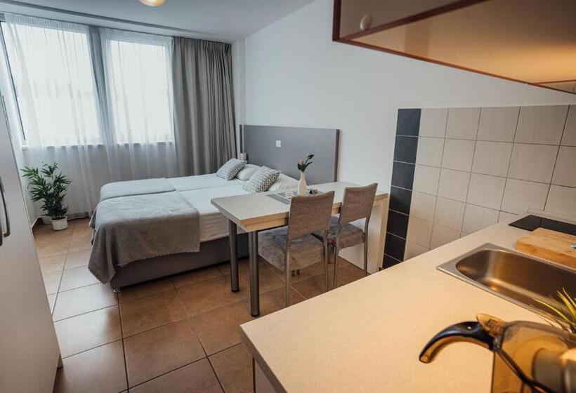 استودیوی استاندارد, Sobe Rooms Nataly