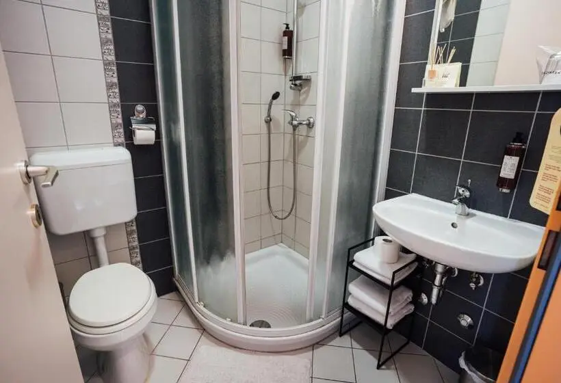 استودیوی استاندارد, Sobe Rooms Nataly