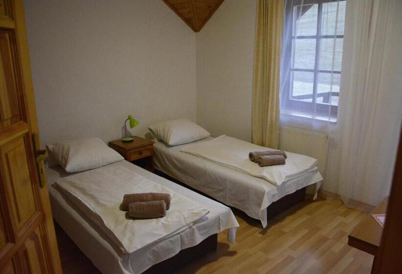 غرفة قياسية, Penzión Dinda