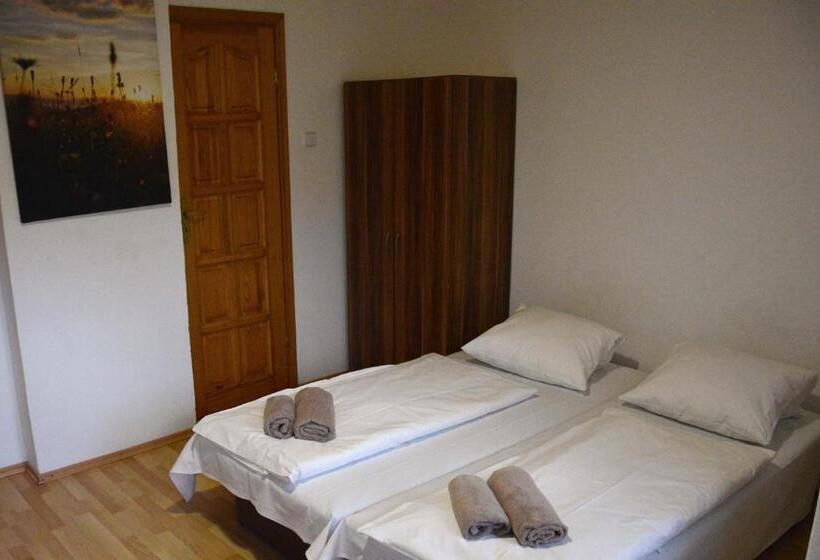 غرفة قياسية, Penzión Dinda