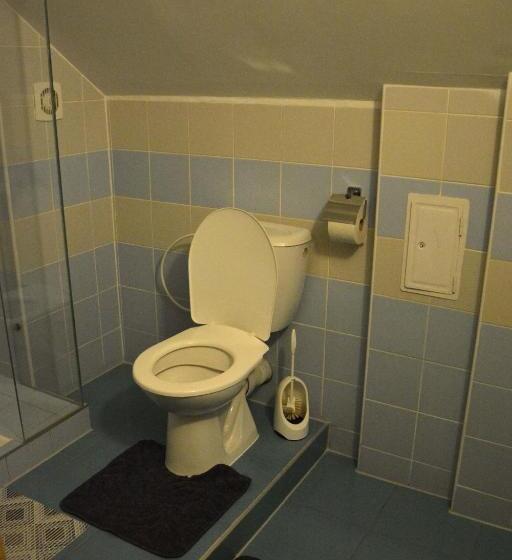 غرفة عائلية, Penzión Dinda