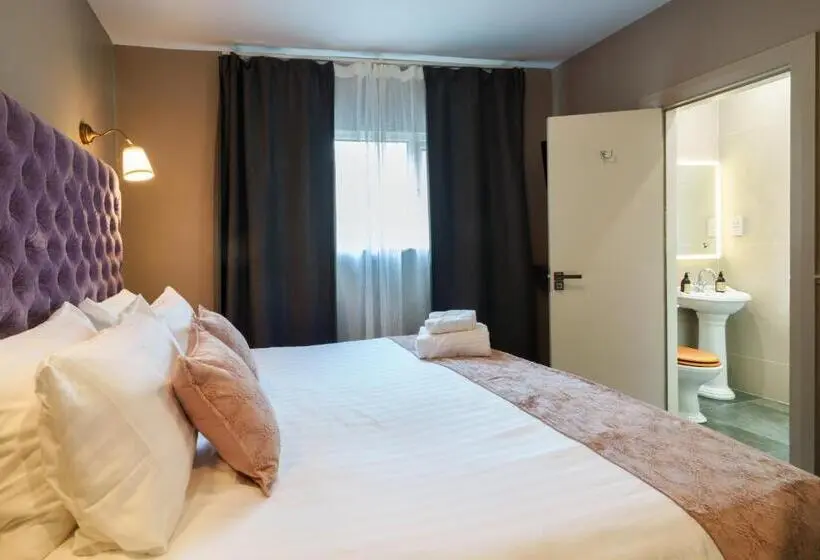 デラックスルーム, Topper S Rooms Guest Accommodation