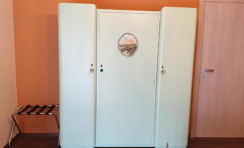 Pokój Standard Trzyosobowy, San Paterno B&b