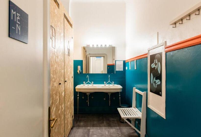 تختخواب در اتاق مشترک, Controvento