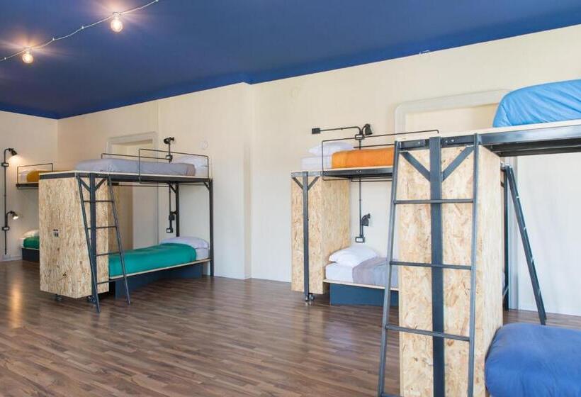 تختخواب در اتاق مشترک, Controvento