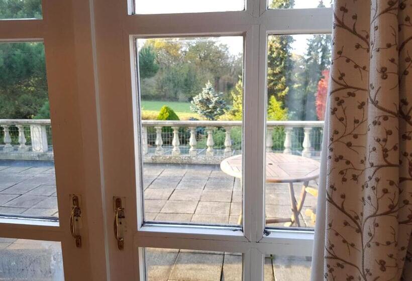 سوییت لوکس, La Bergerie De Lives