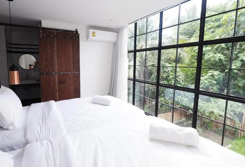 سوییت خانوادگی, Gajib Bed&breakfast