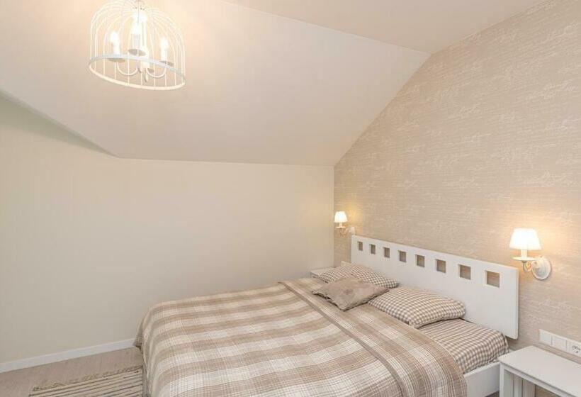 اتاق استاندارد با بالکن, Atostogu Sala