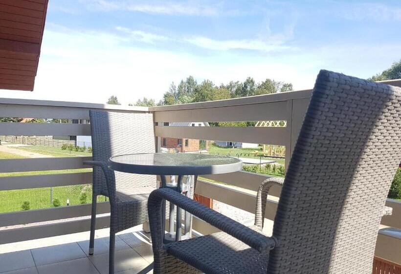 اتاق لوکس خانوادگی, Atostogu Sala