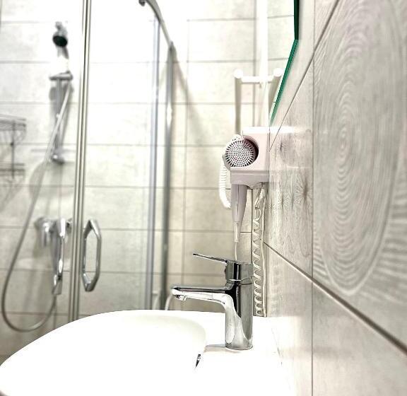 اتاق سوپریور چهار تخته, Atostogu Sala