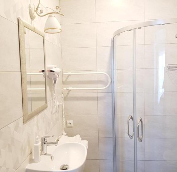 اتاق سوپریور چهار تخته, Atostogu Sala