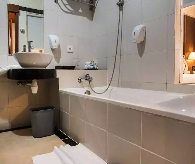 اتاق لوکس, Baleka Resort & Spa