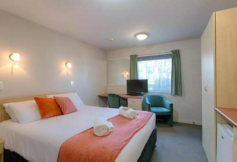 スタンダードスタジオ, Bella Vista Motel Blenheim