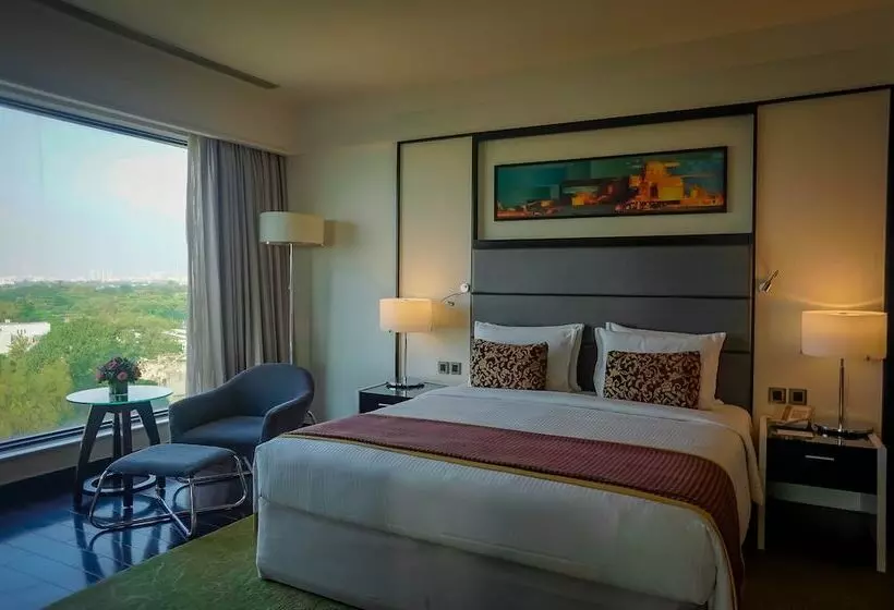 スイート, Crowne Plaza Pune City Centre, An Ihg