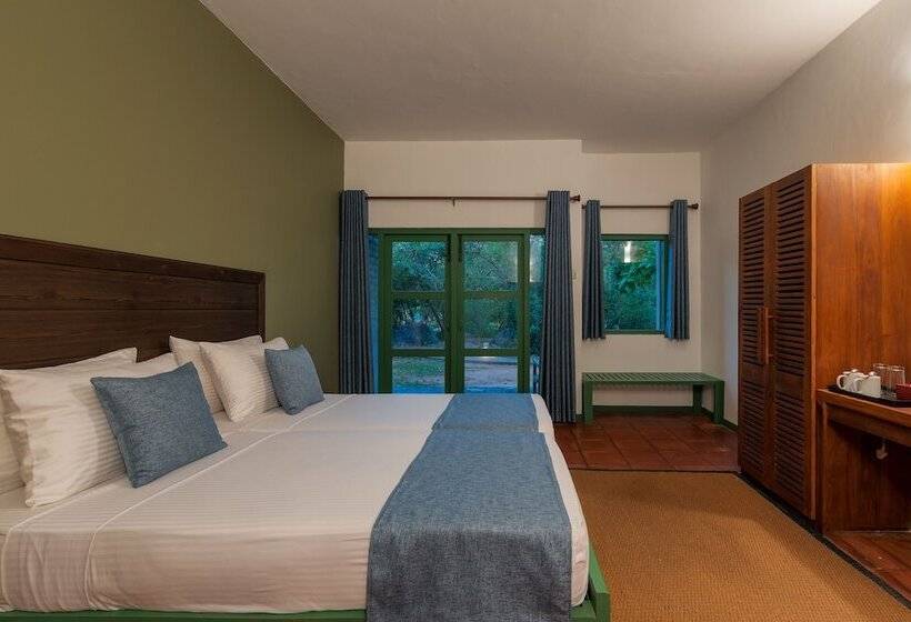 デラックスルーム, Elephant Reach