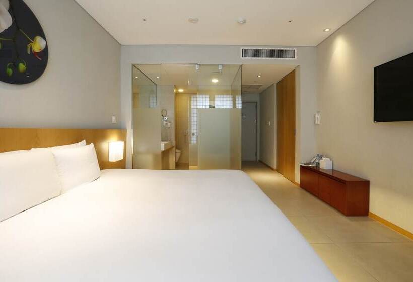 Номер Deluxe, Grand Mercure Ambassador Changwon