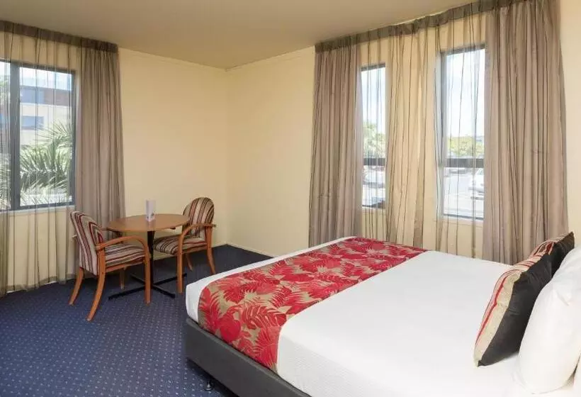 キングサイズベッドのスタンダードルーム, Heartland Hotel Auckland Airport