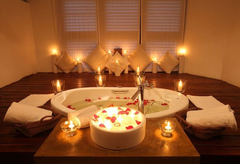 سوییت با چشمانداز دریا, Jetwing Beach