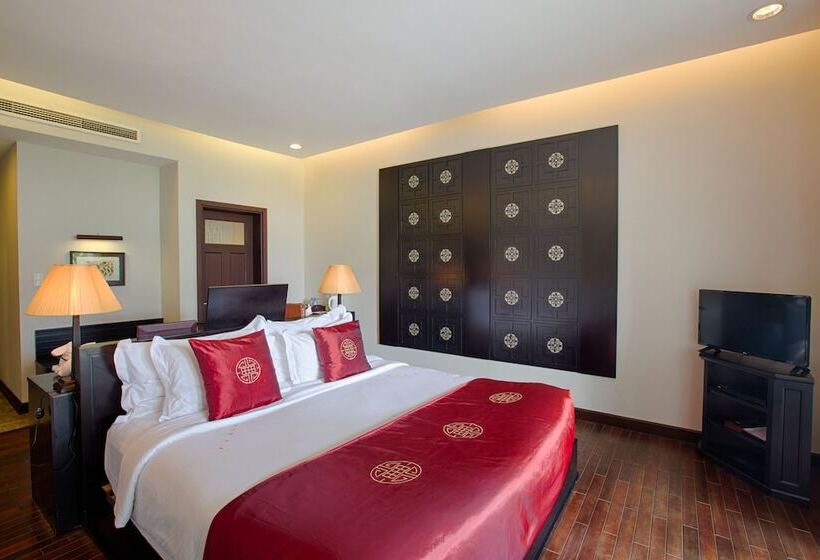 اتاق لوکس, Lapochine Beach Resort