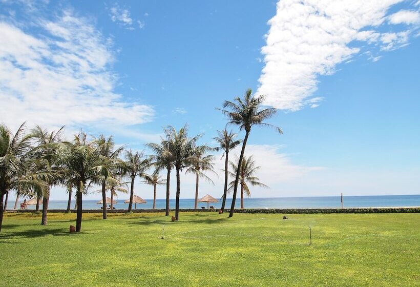 ویلای یک اتاق خوابه با استخر شنا, Lapochine Beach Resort