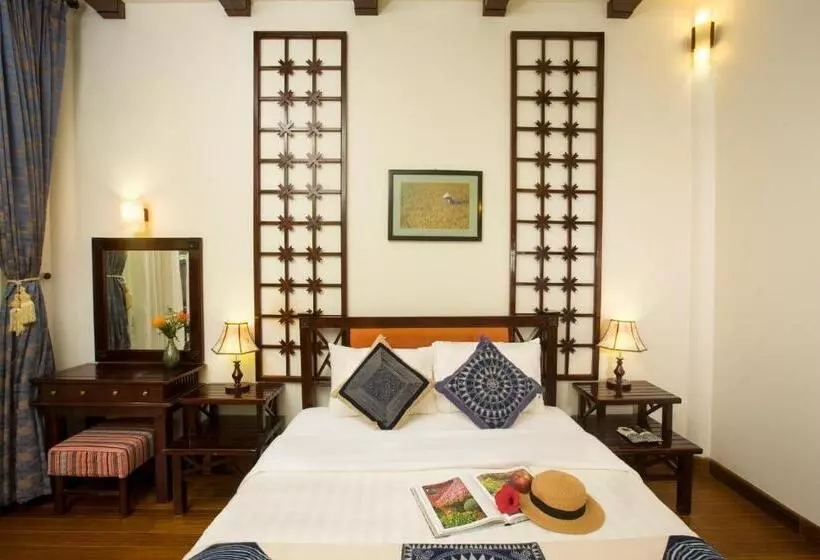 اتاق لوکس با چشم‌انداز استخر, Mai Chau Lodge