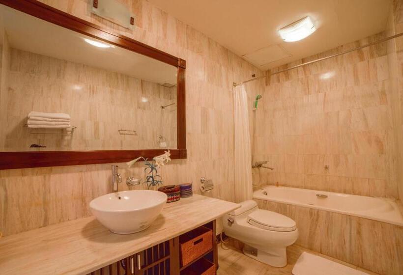 سوییت جونیور, Mai Chau Lodge