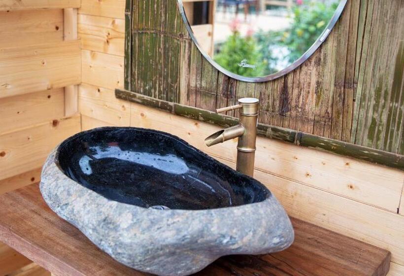 چادر با خدمات رفاهی استاندارد, Mai Chau Lodge