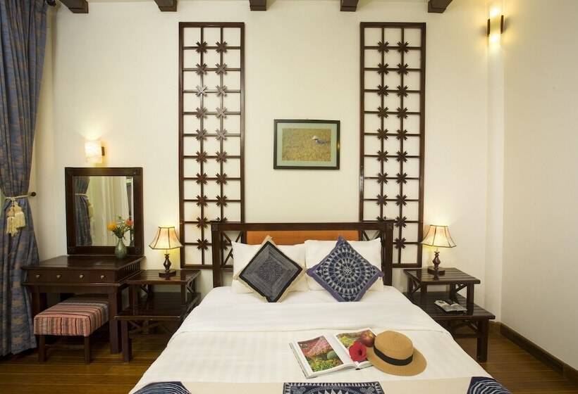 اتاق لوکس با چشم‌انداز استخر, Mai Chau Lodge