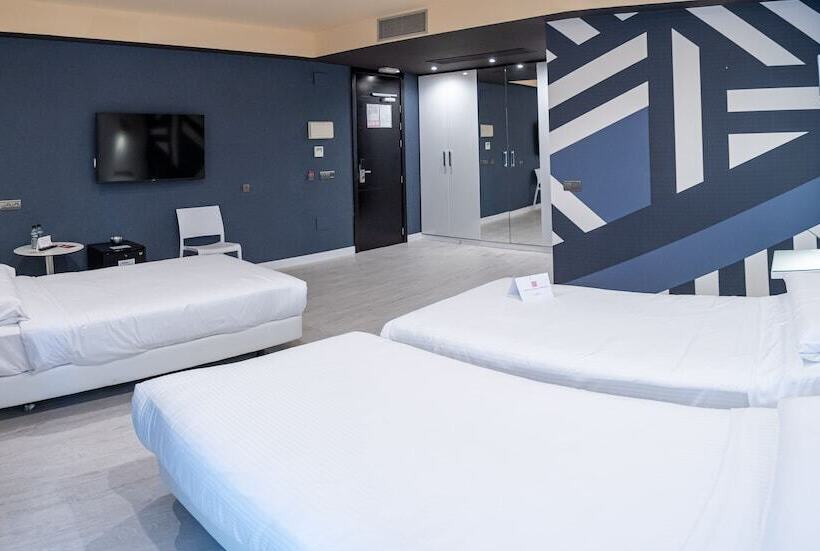 اتاق استاندارد برای معلولان, Malaga Nostrum Airport