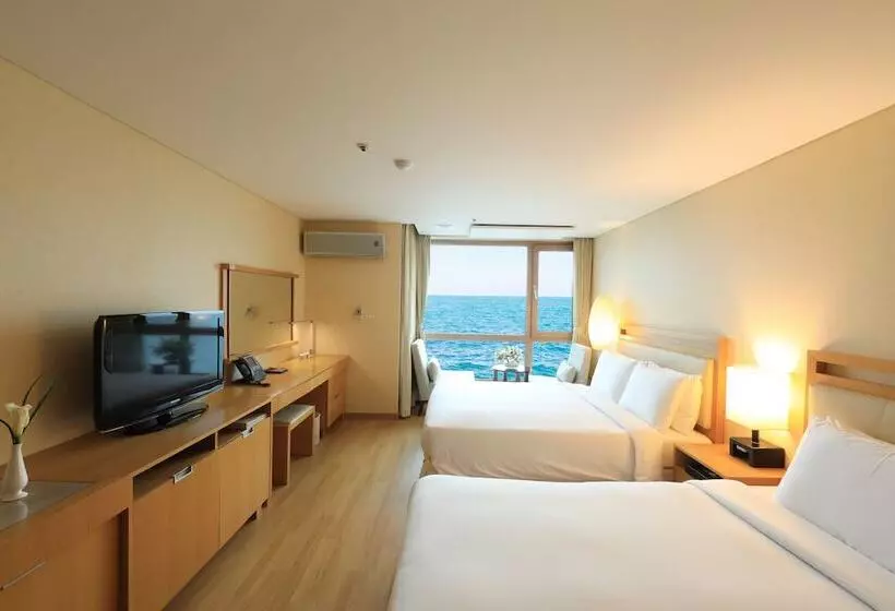 اتاق استاندارد با چشم‌انداز دریا, Ocean Suites Jeju