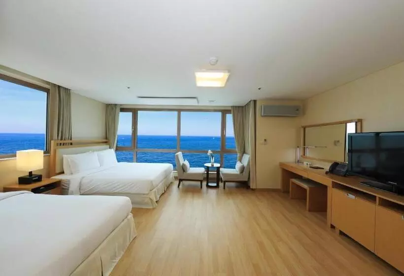 اتاق خانوادگی با چشم‌انداز دریا, Ocean Suites Jeju