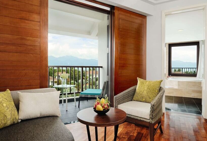 سوئیت پنت هاوس, Pullman Danang Beach Resort