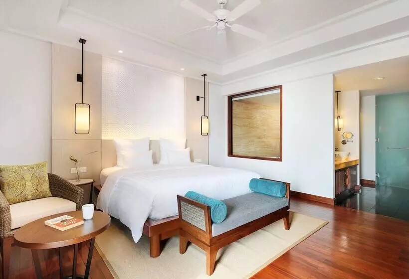 Suíte Ático, Pullman Danang Beach Resort