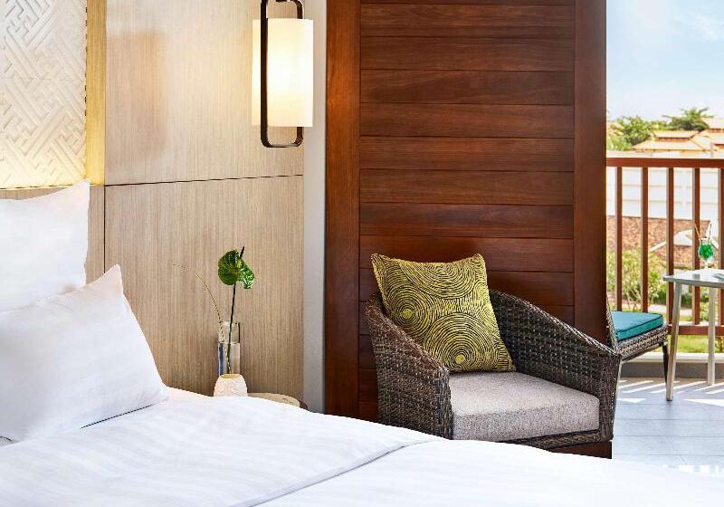 اتاق لوکس با چشمانداز, Pullman Danang Beach Resort