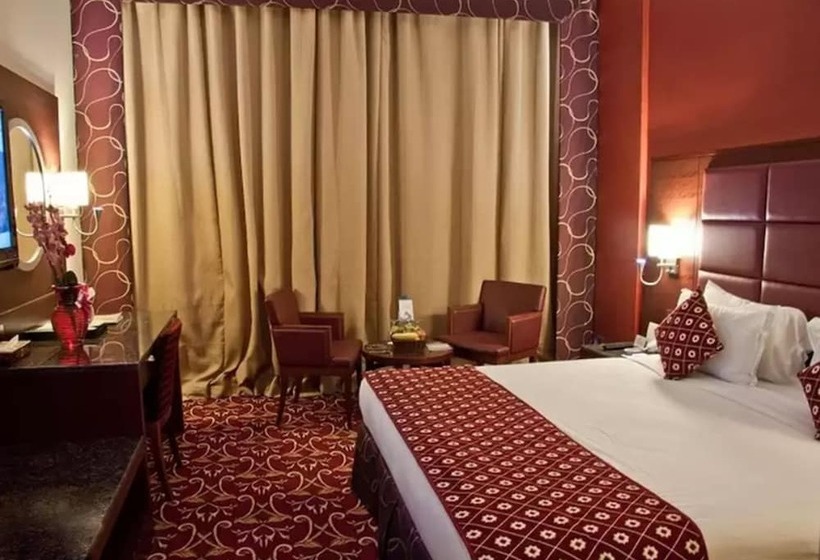 Номер Стандарт Индивидуальный, Ramee Rose