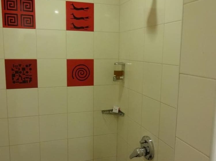 行政套房, Red Fox By Lemon Tree Hotels, Hyderabad