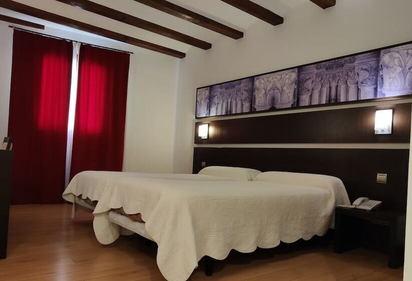 标准间, Rey Sancho