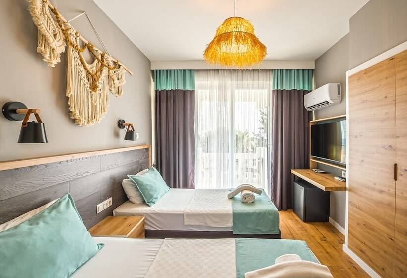 Quarto Estandar Vista Mar, Royal City