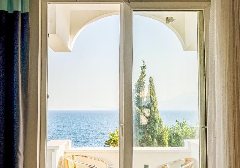 Quarto Estandar Vista Mar, Royal City