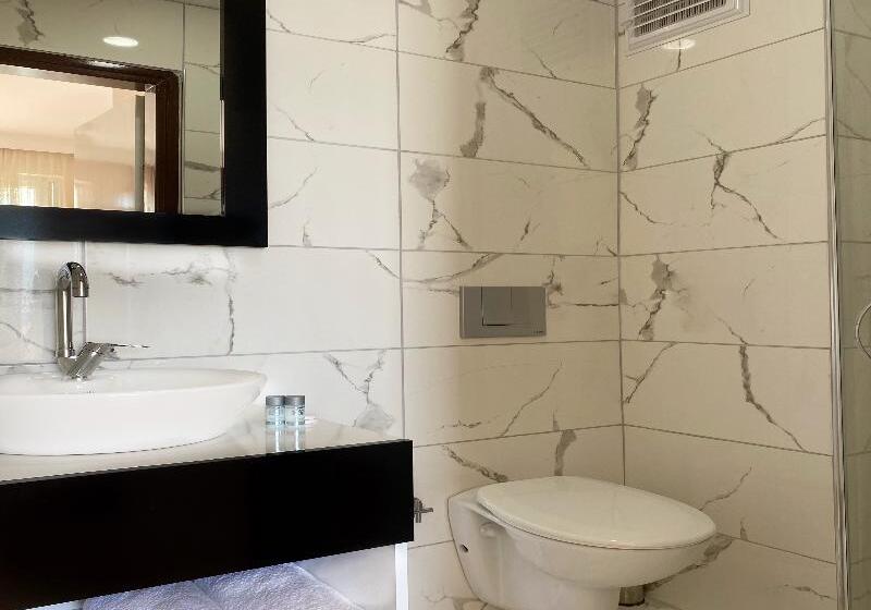 Quarto Estandar Vista Mar, Royal City